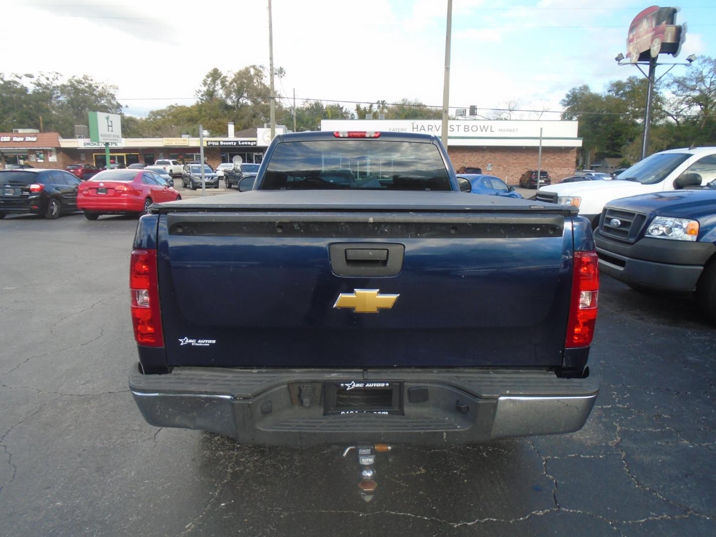 2012 BLUE /Black CHEVROLET SILVERADO Work Truck 2WD (1GCNCPEXXCZ) with an V6 4.3L MFI engine, located at 6112 N Florida Avenue, Tampa, FL, 33604, (888) 521-5131, 27.954929, -82.459534 - Photo#5